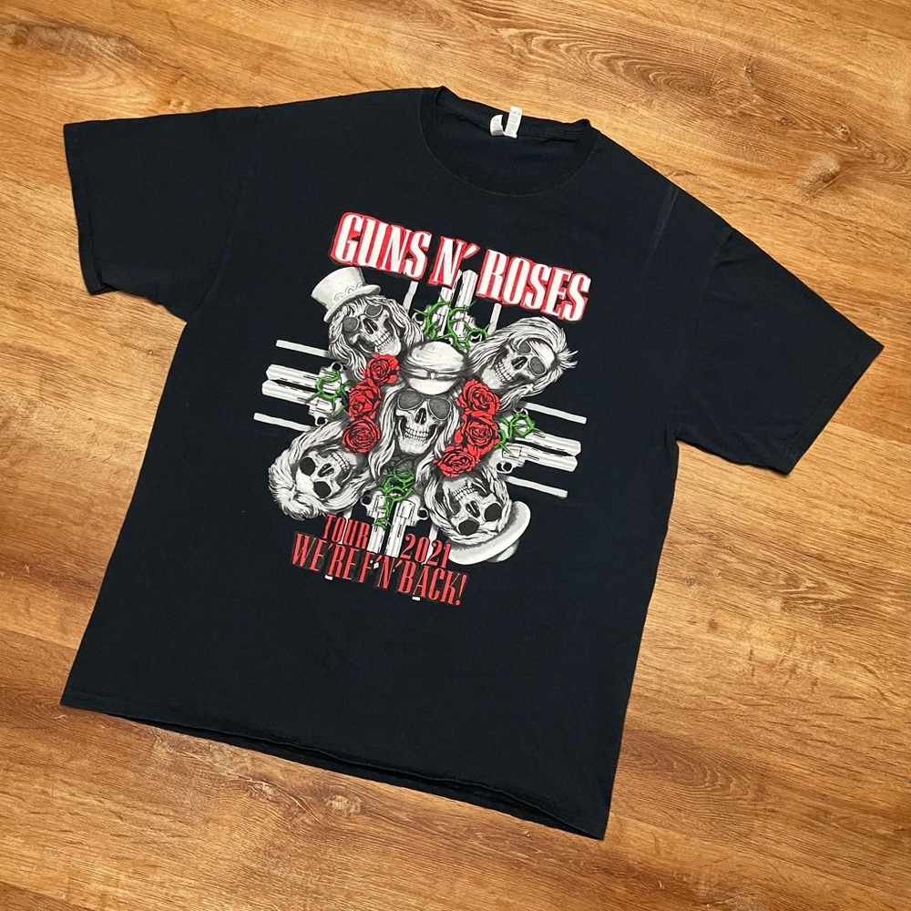 Band tee‎